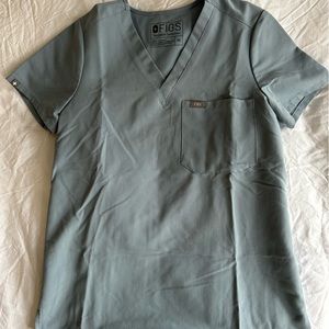 Dusty Blue Figs Catarina scrub top